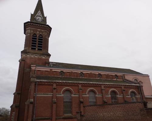 12023-p4 ou 5 eglise St quentin gouzeaucourt
