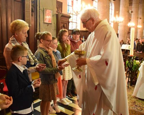 2024-05-05 Premières eucharisties à Landrecies 41