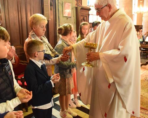 2024-05-05 Premières eucharisties à Landrecies 42