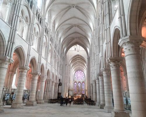 Laon 7