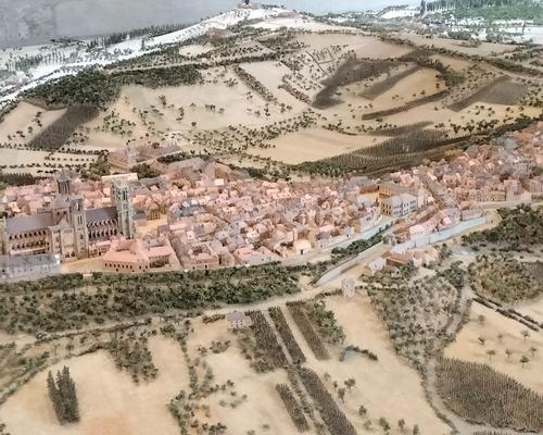 Laon 23