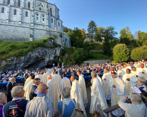 Messe grotte Lourdes 22 aout 2024 (20)