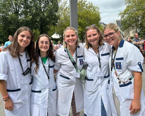 5 Jeunes Filles Marthe et Marie