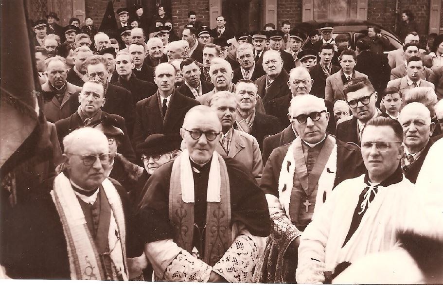 ARRIVEE-ABBE-SENECHAL-IWUY-1955