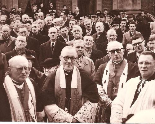 ARRIVEE-ABBE-SENECHAL-IWUY-1955