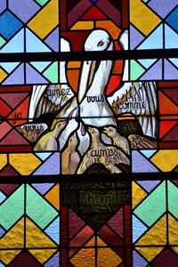 aimez-vous les uns les autre stained-glass-4766010