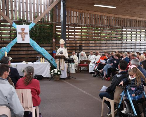 2025 05 18 Curgies : Messe de Bénédiction des Rose