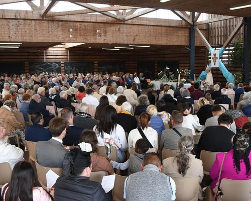2025 05 18 Curgies : Messe de Bénédiction des Rose