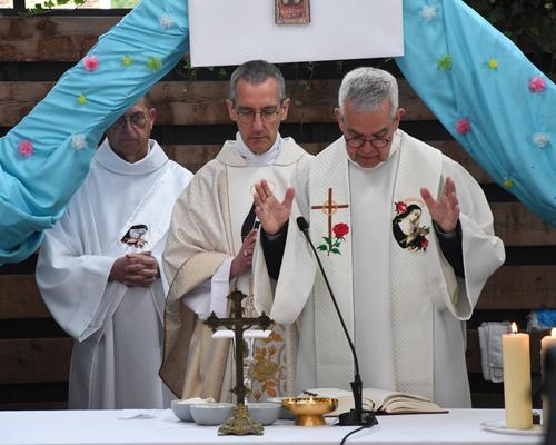 2025 05 18 Curgies : Messe de Bénédiction des Rose