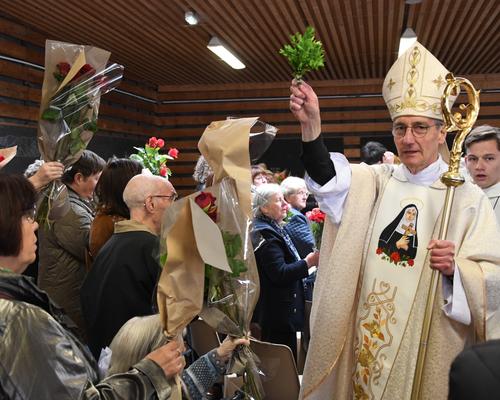 2025 05 18 Curgies : Messe de Bénédiction des Rose