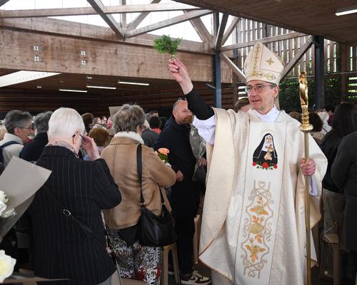 2025 05 18 Curgies : Messe de Bénédiction des Rose