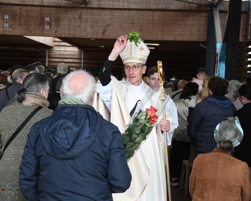 2025 05 18 Curgies : Messe de Bénédiction des Rose