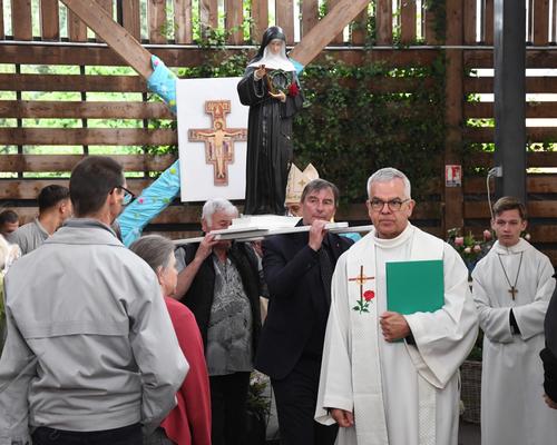 2025 05 18 Curgies : Messe de Bénédiction des Rose