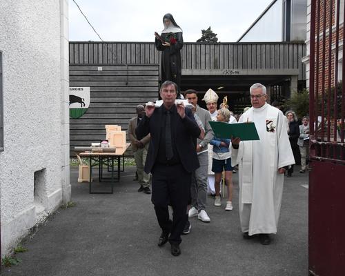 2025 05 18 Curgies : Messe de Bénédiction des Rose