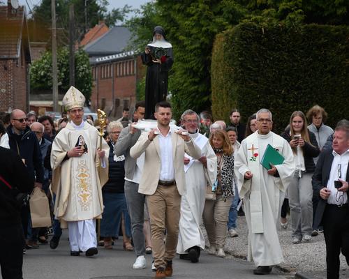 2025 05 18 Curgies : Messe de Bénédiction des Rose