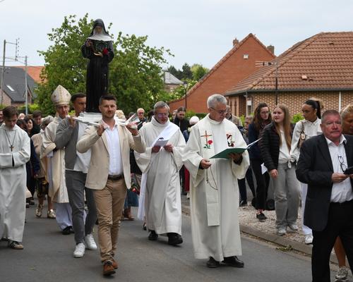 2025 05 18 Curgies : Messe de Bénédiction des Rose