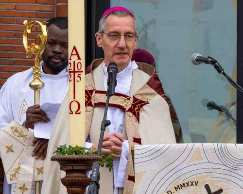 20250521_KT en marche vers Eglise St Gery_Yves Mgr