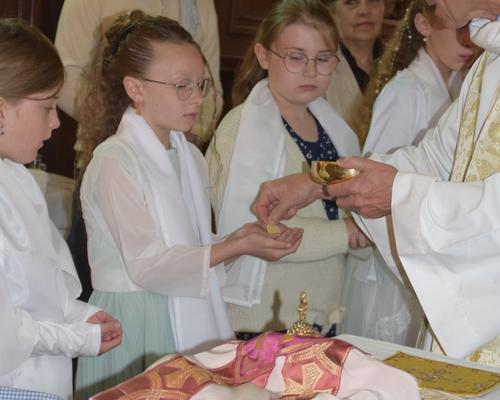 2025-06-01 premières eucharisties à Landrecies 43