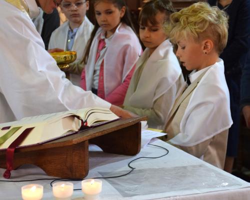 2025-06-01 premières eucharisties à Landrecies 45