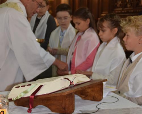 2025-06-01 premières eucharisties à Landrecies 47