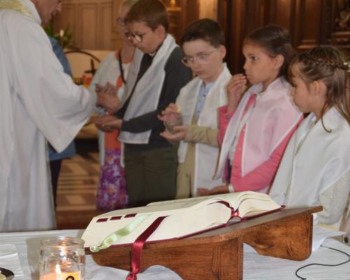 2025-06-01 premières eucharisties à Landrecies 49