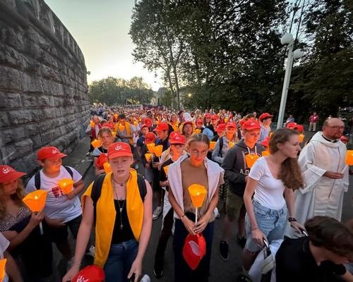 Loudres Procession