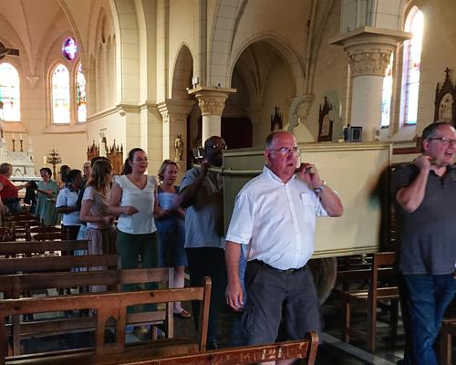 depart vers la paroisse St Joseph (2)