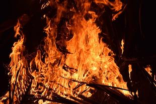 fire-2197606_960_720  Suhas Rawool de Pixabay