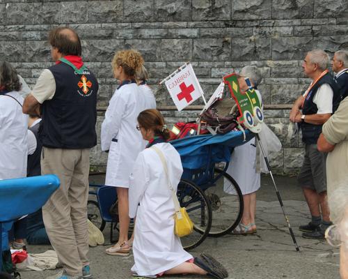 202.08.22-lourdes-messeGrotte 23