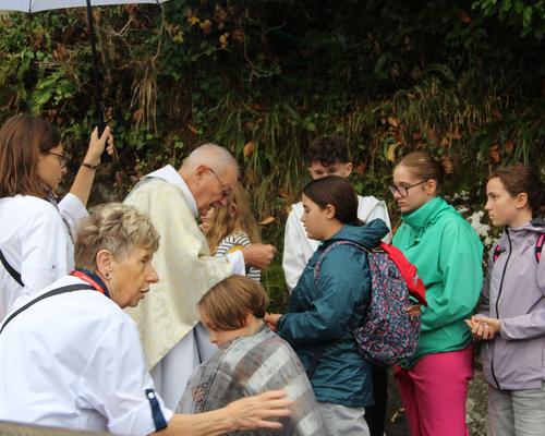 202.08.22-lourdes-messeGrotte 24