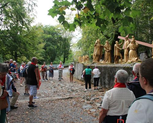 2025.08.22-Lourdes-cheminCroixMontagne 5