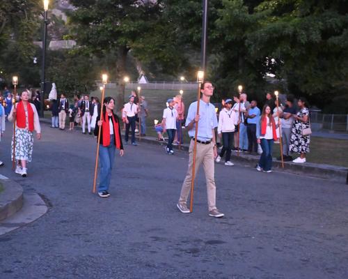 2025.08.23-Lourdes-ProcessionFlambeaux 7