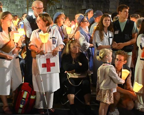 2025.08.23-Lourdes-ProcessionFlambeaux 17