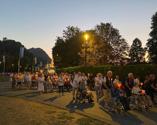 2025.08.23-Lourdes-processionFlambeaux 71