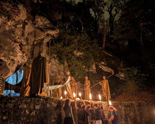 2025-lourdes-cheminCroixMartheMarie 3