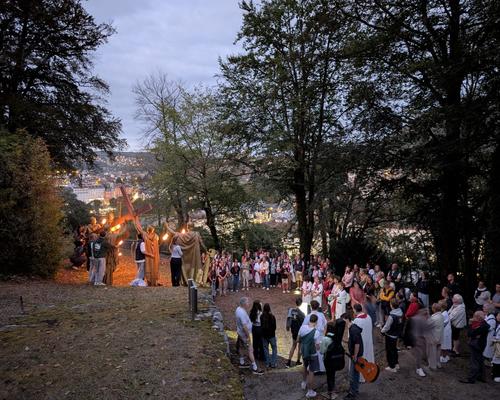 2025-lourdes-cheminCroixMartheMarie 12