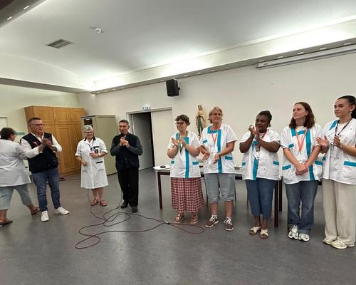 2025-lourdes-hospitalité-insignes 7