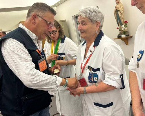 2025-lourdes-hospitalité-insignes 16