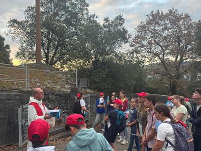 24 aout pele jeunes chemin de croix