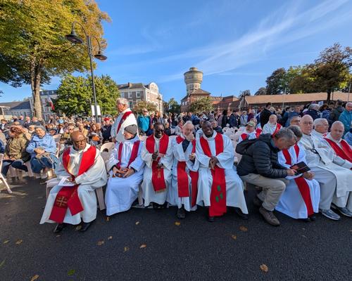 b65fc143-583e-4745-b80b-6c531595a5d5