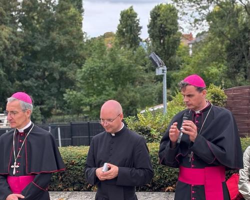 PHOTO-2025-09-14-15-28-55