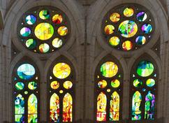 Pixabay Vitrail Sagrada familia copie