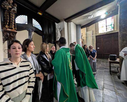 PXL_20250928_085121711