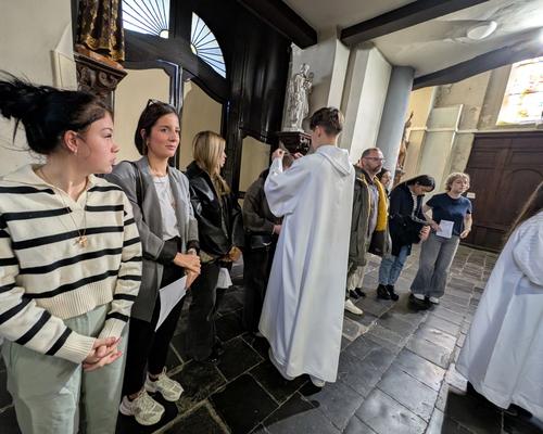 PXL_20250928_085439211