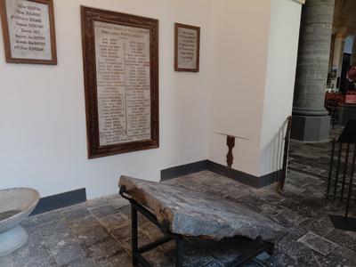 Dalle funéraire Le Quesnoy 2