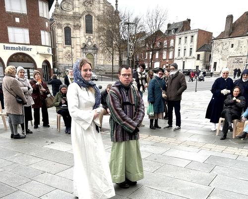 Noel 2025 parvis (1)