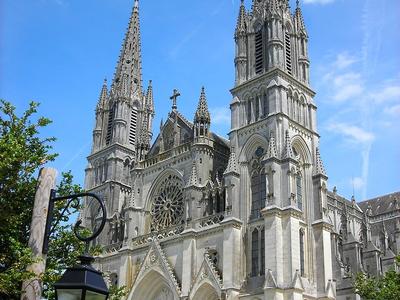 Basilique_Notre-Dame_de_Montligeon_Orne_01