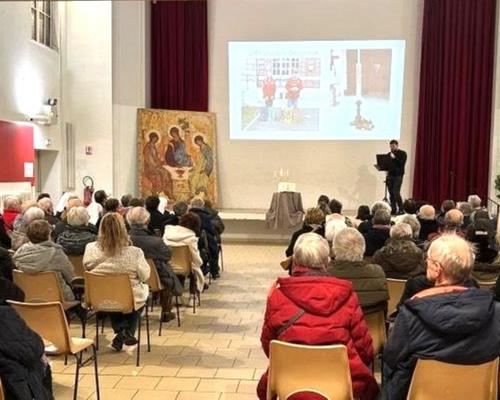 010zd5xavNHyJ5p0yabDivs-Acopie