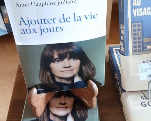 ca446aa6-6ce0-45d6-b6dd-9791f2e8649c