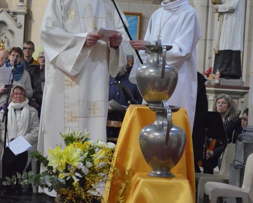 messe-chrismale-caudry-26 huile